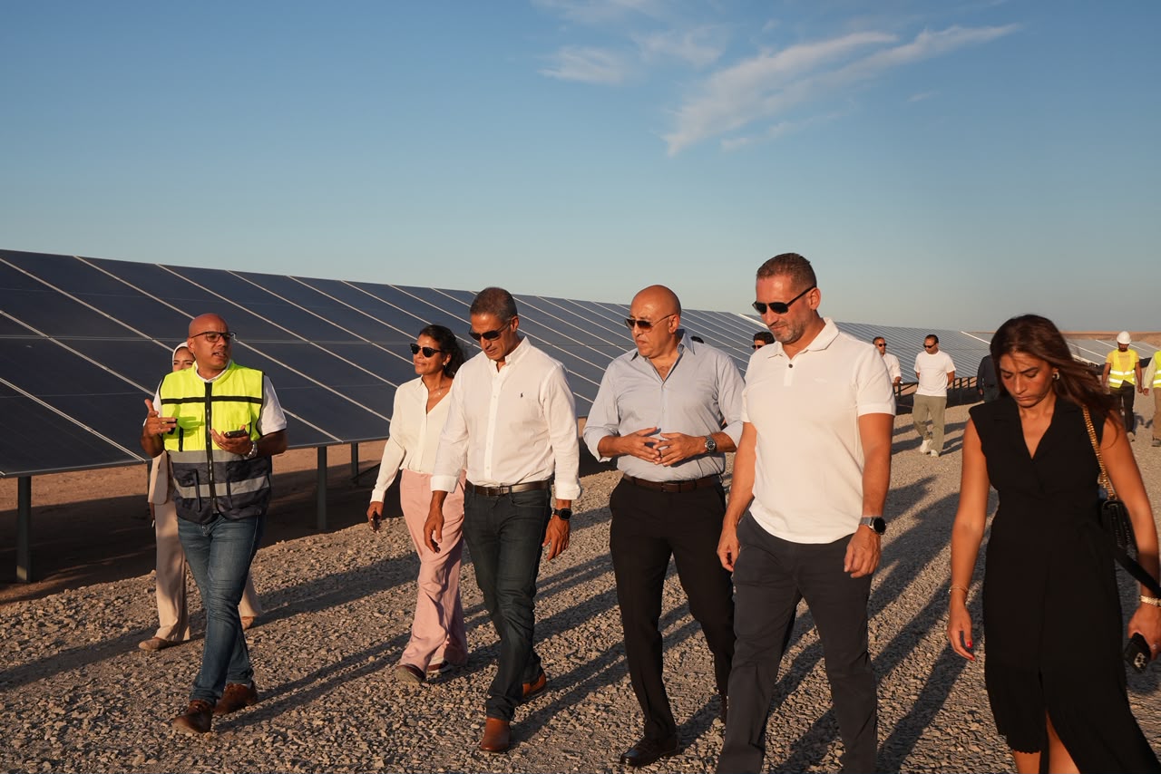 تعزيزًا للاستدامة.. الجونة تفتتح محطة «Solarize-2» للطاقة الشمسية