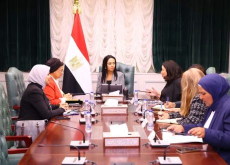 وزيرة التضامن الاجتماعي ونائبة وزير الصحة تبحثان تعزيز التعاون في مراكز تنمية وصحة الأسرة المصرية