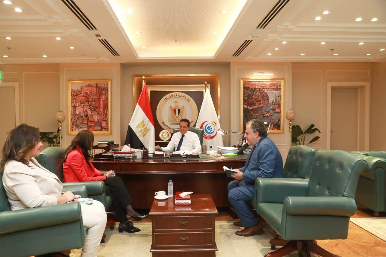 وزير الصحة يستقبل سفيرة مصر بتنزانيا لبحث تعزيز التعاون الصحي والسياحة العلاجية بين البلدين