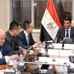 وزير الصناعة يبحث مع ممثلي شركة هاير مصر للأجهزة الكهربائية مشروعات الشركة الحالية وخططها التوسعية في السوق المصري