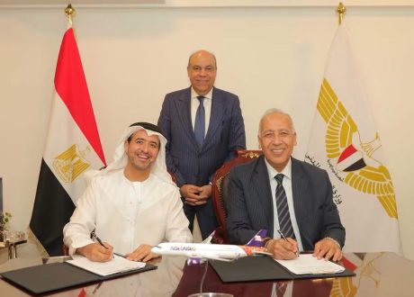 وزير الطيران المدنى يشهد توقيع مذكرة تفاهم بين شركة إيركايرو و مجموعة أبوظبي للطيران لتعزيز الشراكة الاستراتيجية