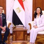 وزيرة التضامن الاجتماعي تستقبل وزير الدولة السنغافوري للشئون الخارجية والداخلية