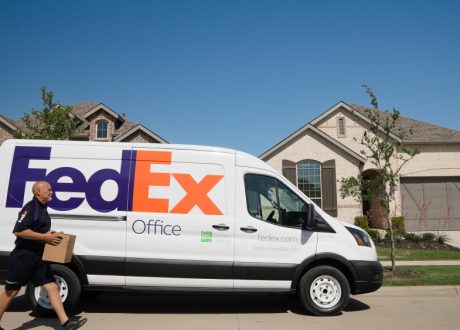 FedEx, NFL turn weekly awards into food bank support