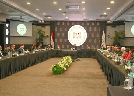 وزير الاستثمار يبحث مع الشركات السنغافورية خطط التوسع وزيادة الاستثمارات في مصر