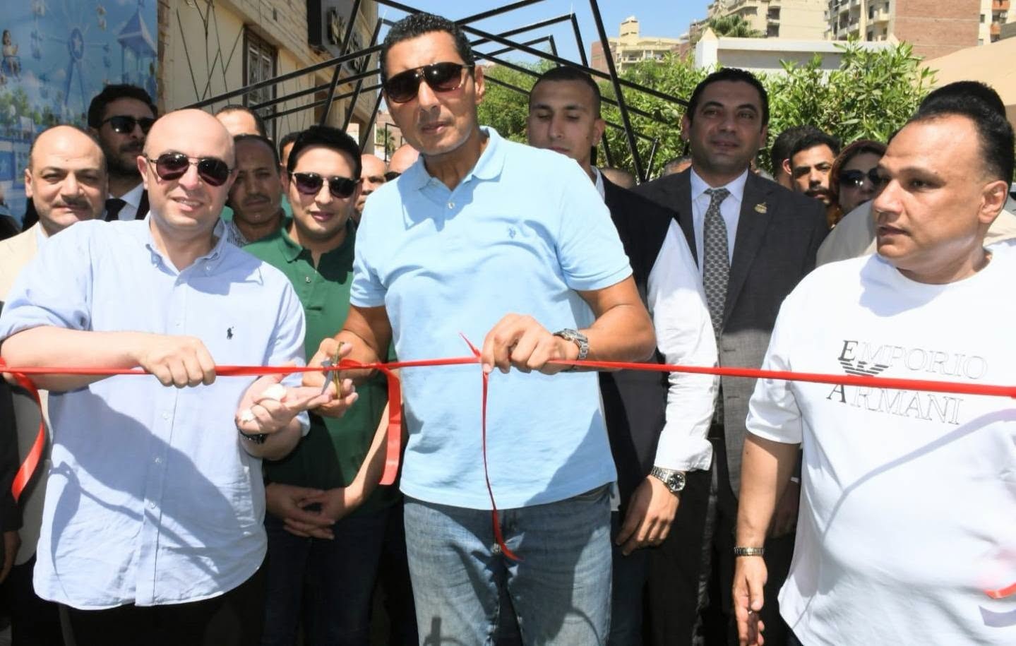 وزير الشباب والرياضة يفتتح حمام سباحة بنادي محافظة الفيوم ويتفقد معرض المشغولات اليدوية