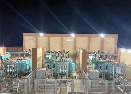 «1170 ميجا فولت أمبير و300 كيلومتر خطوط».. الكهرباء تعلن تشغيل 3 محطات محولات لدعم مشروعات التنمية في سيناء