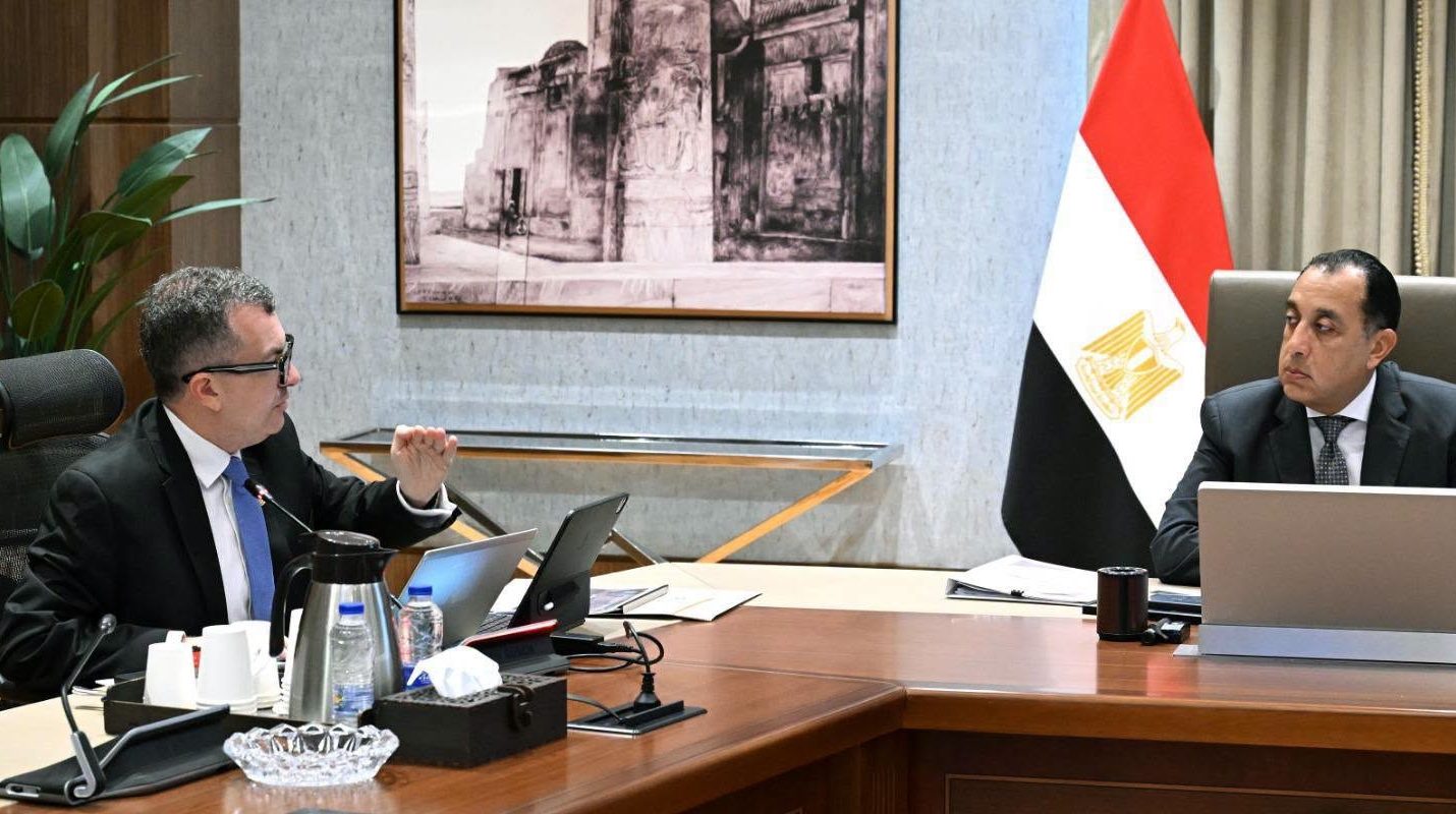 «3.7 تريليون جنيه استثمارات مستهدفة».. مدبولي يتابع خطة نمو الاقتصاد المصري 5.4% خلال 2026/2027