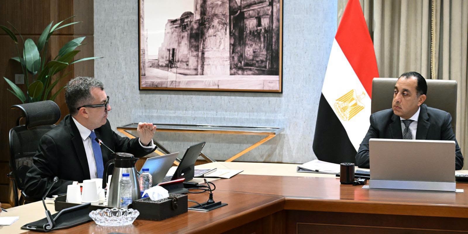 «3.7 تريليون جنيه استثمارات مستهدفة».. مدبولي يتابع خطة نمو الاقتصاد المصري 5.4% خلال 2026/2027