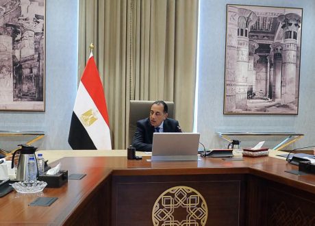 مدبولي يتابع استعدادات جلسة «مسيرة الطاقة المصرية» بمنتدى مصر 2026 واستشراف آفاق المستقبل