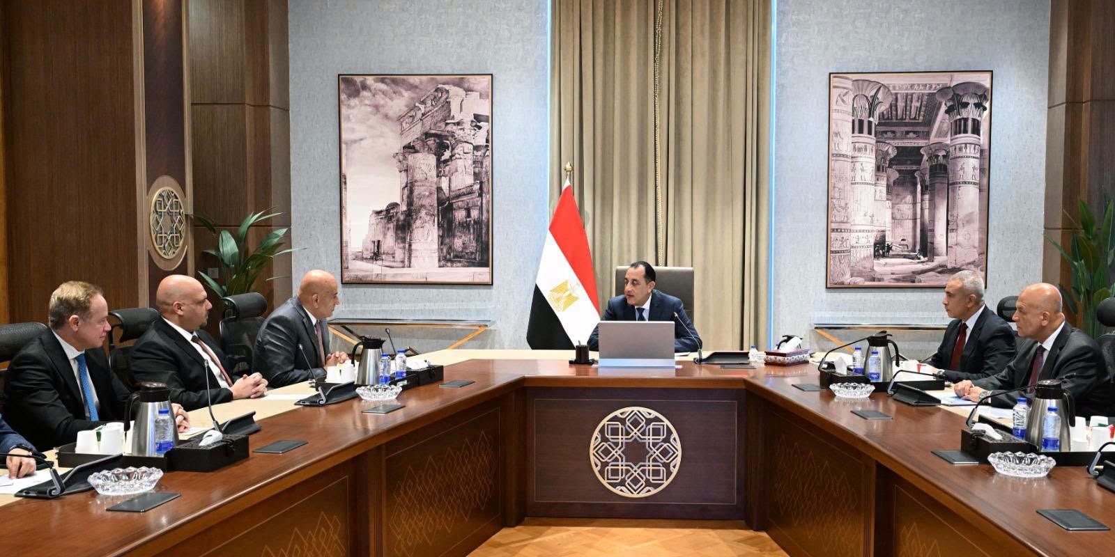إنتاج 10 ملايين متر مكعب يوميًا.. مدبولي يبحث مع «أكوا» مستجدات مشروعات تحلية مياه البحر
