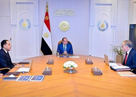 السيسي يوجه بسحب الأراضي الصناعية غير المستغلة.. وتسريع إنشاء المصانع في القطاعات ذات الأولوية