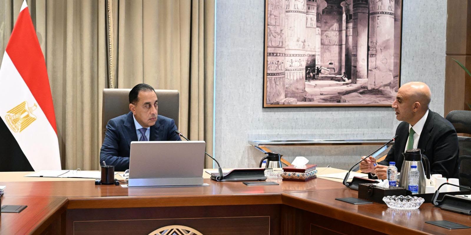 «تحويل 250 مدرسة للتكنولوجيا التطبيقية».. مدبولي يكلف بإعداد حزمة حوافز مستدامة لجذب القطاع الخاص