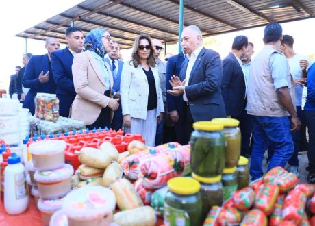 لتخفيف الأعباء عن المواطنين.. منال عوض تتفقد مبادرة خفض أسعار السلع الأساسية بالوادي الجديد