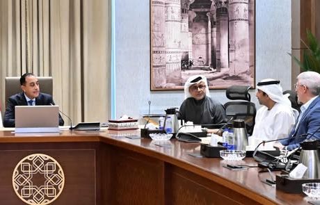 مدبولي يبحث مع «مدن القابضة» الإماراتية تطورات تنفيذ مشروع رأس الحكمة
