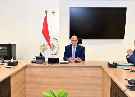 من التنبؤ بالمحاصيل إلى جدولة الري.. سويلم يوجه بربط البيانات لتحسين توزيع المياه