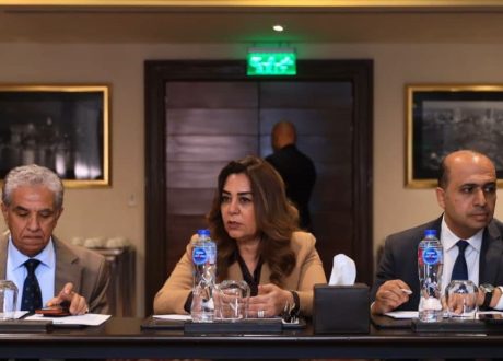 منال عوض: القطاع الخاص والشباب شريكان أساسيان لتفعيل منظومة المسؤولية الممتدة للمنتج