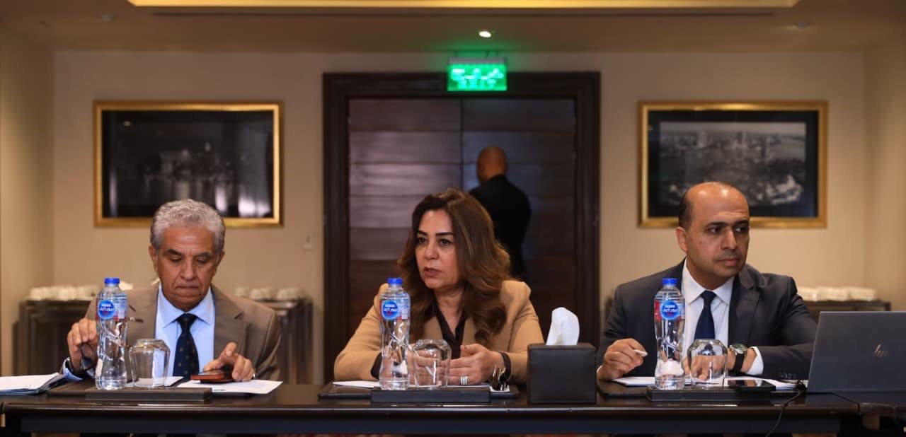 منال عوض: القطاع الخاص والشباب شريكان أساسيان لتفعيل منظومة المسؤولية الممتدة للمنتج