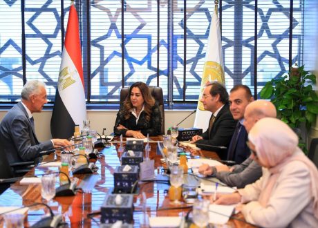 منال عوض تبحث تطوير مركز السلام لمكافحة التلوث البحري بشرم الشيخ.. ودراسة لإضافة مهام جديدة