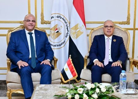وزير الري: تنفيذ 16 مشروعًا لحماية شواطئ الإسكندرية بتكلفة 5.6 مليار جنيه